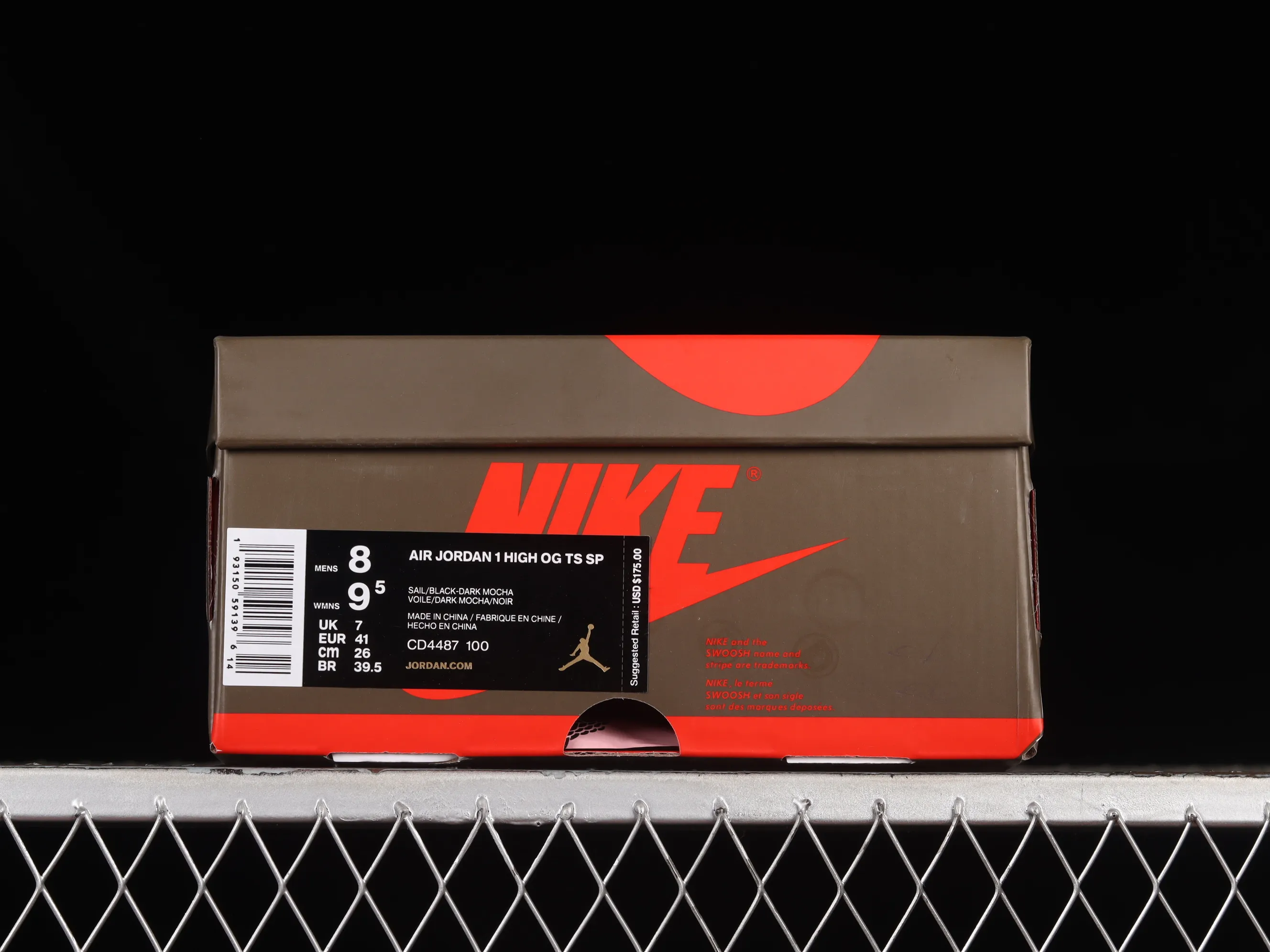 All Categories Air Jordan Jordan Series Basketball Shoes Air Jordan 1 High LJR Version Travis Scott x Air Jordan 1 High OG AJ1 Reverse Hook Limited Edition CD4487-100